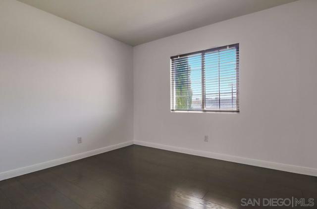 2305 Wisteria Way, National City CA: https://media.crmls.org/mediaz/0642a93e-0253-496e-aaa9-fe5d129c48a0.jpg
