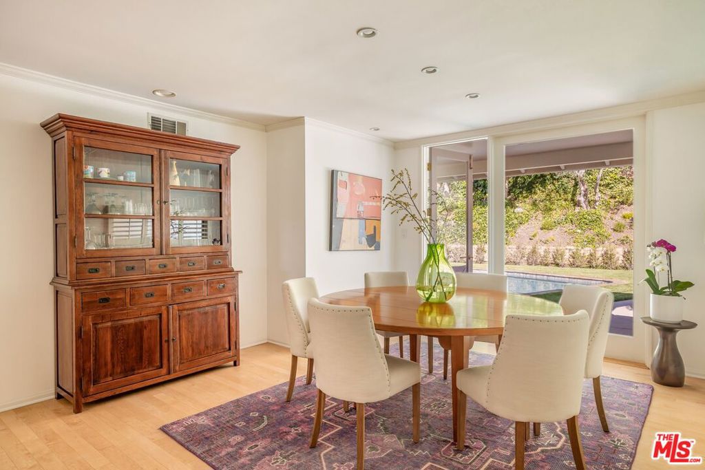 MLS #25590401 image #16