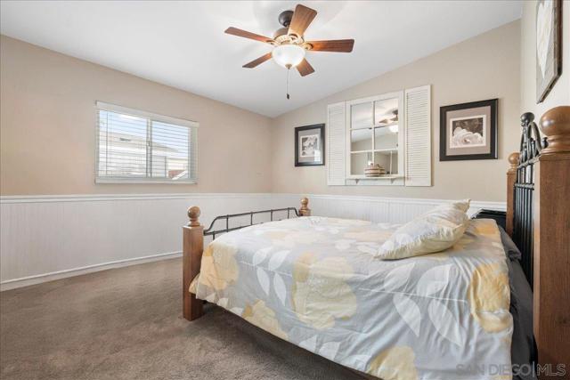 13327 Casa Vista St, Poway CA: https://media.crmls.org/mediaz/0643f6d5-dc7c-483d-9751-9272adefc225.jpg