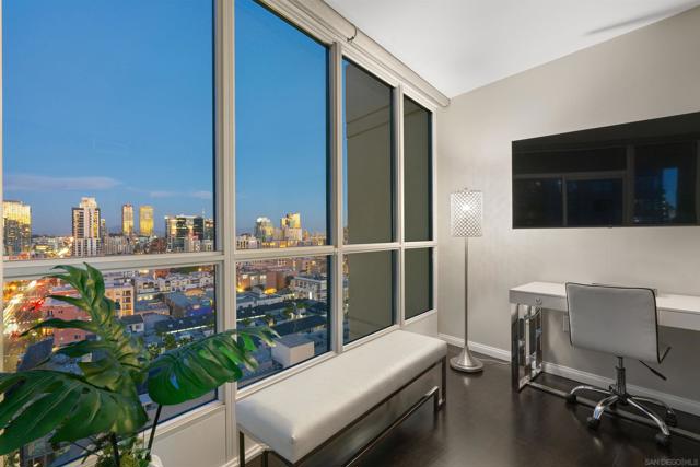 555 Front St., San Diego CA: https://media.crmls.org/mediaz/064462f9-c6a0-4a57-983e-fc77cb2dfa34.jpg