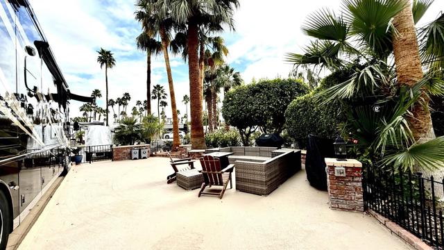 69411 Ramon Rd #643, Cathedral City CA: https://media.crmls.org/mediaz/0644d569-9c3c-4452-a4b6-0b7dcdb6a03c.jpg