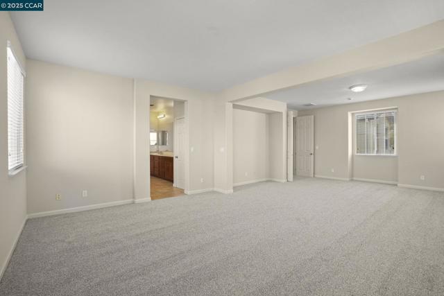 507 Livingston Court, Discovery Bay CA: https://media.crmls.org/mediaz/06454514-b3e3-4a56-97f4-a002d253c7fd.jpg