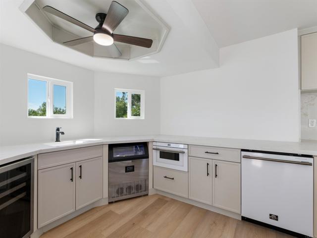 Detail Gallery Image 18 of 52 For 28148 Mountain Meadow Rd, Escondido,  CA 92026 - 3 Beds | 3 Baths