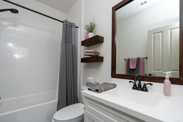 Image 26 of 54 For 1124 Calle Obsidiana  3