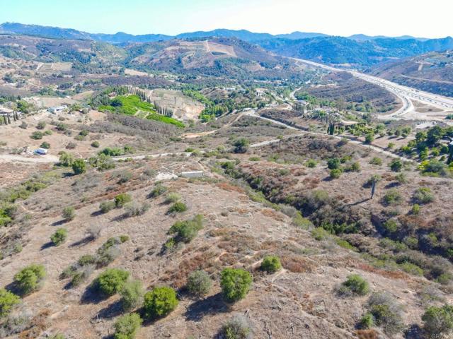 0 Palos Verdes Drive, Escondido CA: https://media.crmls.org/mediaz/06479417-ac45-4a9a-8cad-634993ae9e75.jpg