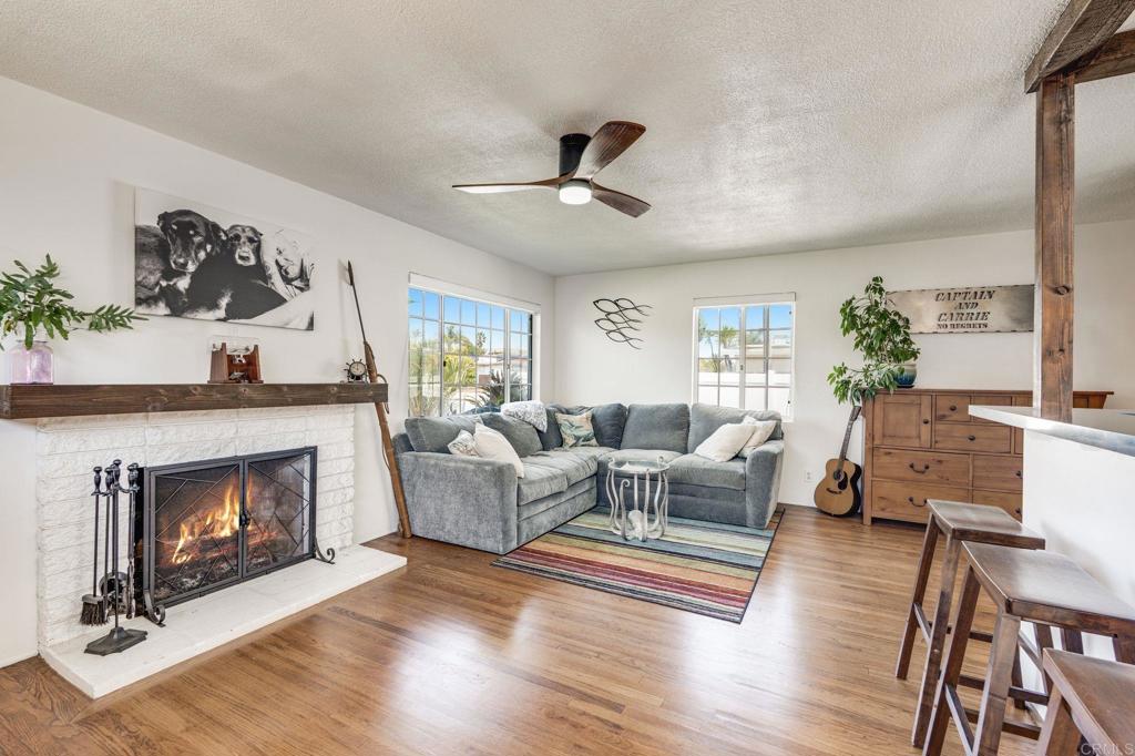 251 Redwood Avenue