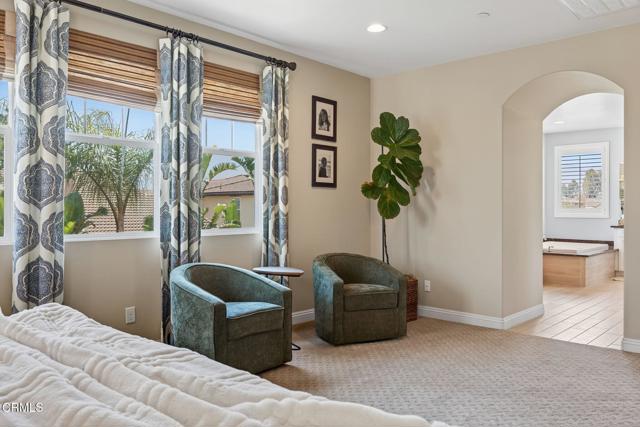 474 Park Cottage Place, Camarillo CA: https://media.crmls.org/mediaz/0647ee3d-32ea-4ab9-8640-c9be7d70397a.jpg