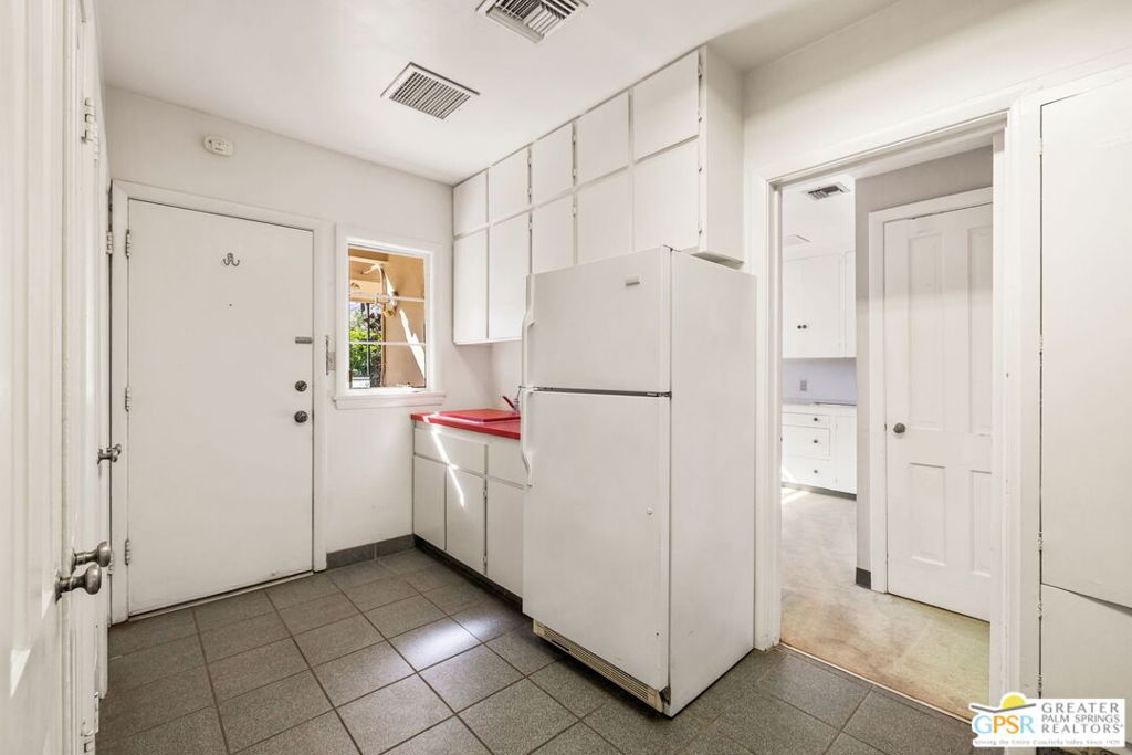 MLS #25610915PS image #49