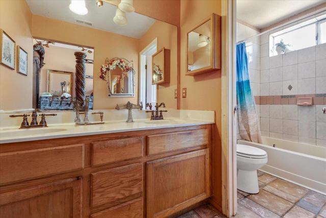 1913 Declaration Street, Salinas CA: https://media.crmls.org/mediaz/0648eb50-3ff8-4d3e-8868-c0a49977ebc1.jpg