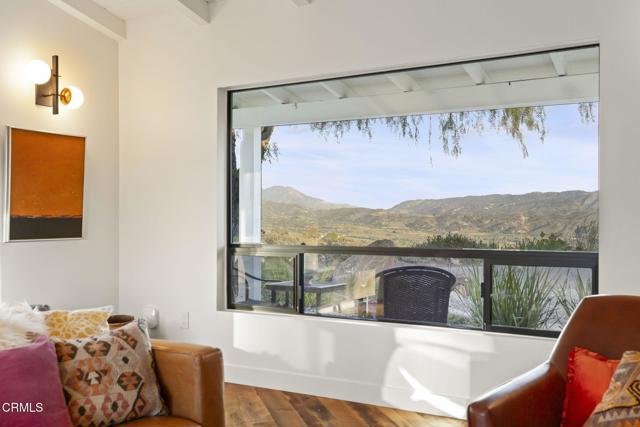 1417 Foothill Road, Ojai CA: https://media.crmls.org/mediaz/06492613-0136-43fd-bc60-d0f1473f97d6.jpg