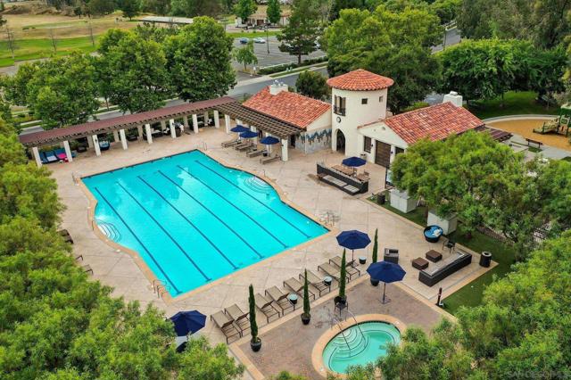 3140 Willow Creek Pl, Escondido CA: https://media.crmls.org/mediaz/06496b41-5a06-450b-a82b-6e281b6b5799.jpg