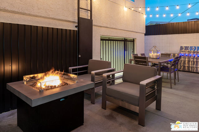 717 N ORLANDO Avenue, Los Angeles CA: https://media.crmls.org/mediaz/064a3cc6-277d-4c19-b2b5-9aed4d9664e8.jpg