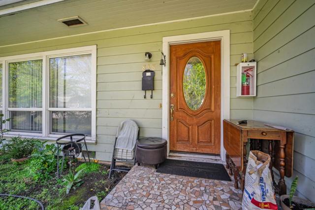 838 Wheeler Street, Santa Rosa CA: https://media.crmls.org/mediaz/064a4d45-a1ee-443a-983a-a9fa8a08c319.jpg