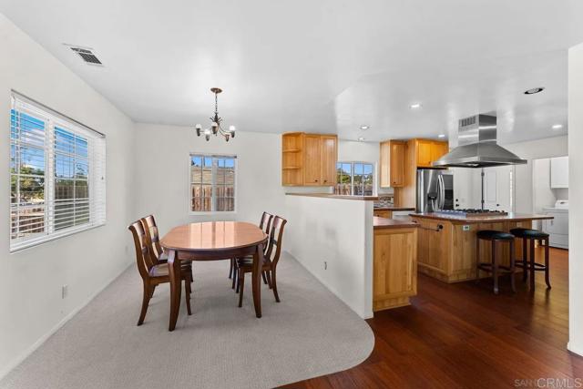 Detail Gallery Image 4 of 10 For 639 First Ave, Chula Vista,  CA 91910 - 3 Beds | 2 Baths