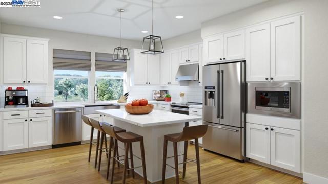 2007 Clement Avenue, Alameda CA: https://media.crmls.org/mediaz/064b4716-0c8e-42ea-964b-2cb4e6186ded.jpg