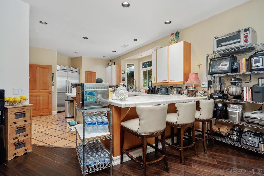 MLS #250035645SD image #15