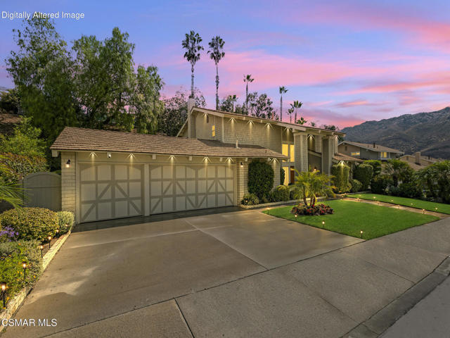 5426 Cedarhaven Drive, Agoura Hills CA: https://media.crmls.org/mediaz/064e3653-e701-4f4e-b5d1-29724f4193fb.jpg
