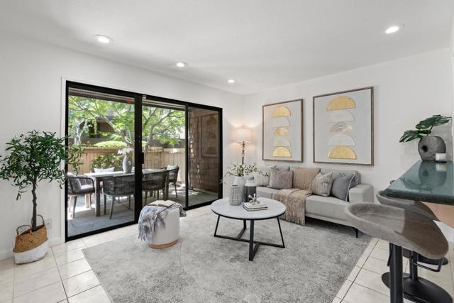 522 Thain Way, Palo Alto CA: https://media.crmls.org/mediaz/064e5e02-0877-42c4-8e6a-c040344e1f89.jpg