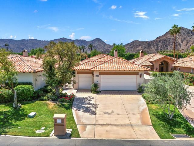 48205 Via Solana, La Quinta CA: https://media.crmls.org/mediaz/064e7e18-09db-4b7b-af8e-2cd8a74a45ab.jpg