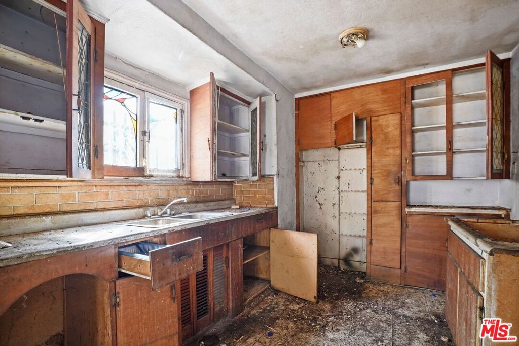 MLS #25600123 image #20