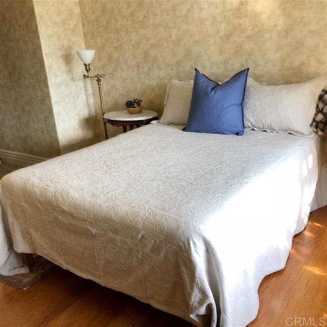 Detail Gallery Image 11 of 25 For 459 Lexington Cr., Oceanside,  CA 92057 - 4 Beds | 2 Baths