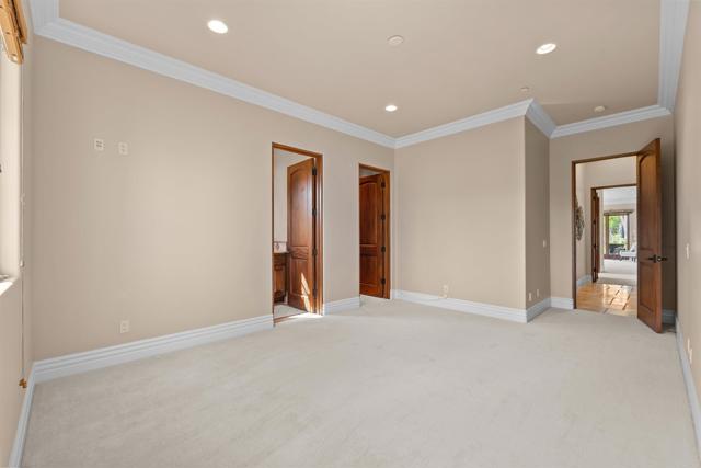 Image 40 of 67 For 2428 Catalina Avenue