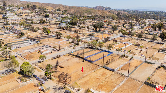 1046 Fiske Street, Pacific Palisades CA: https://media.crmls.org/mediaz/0650fc04-7be3-4822-8a44-091a3fc0aa8d.jpg
