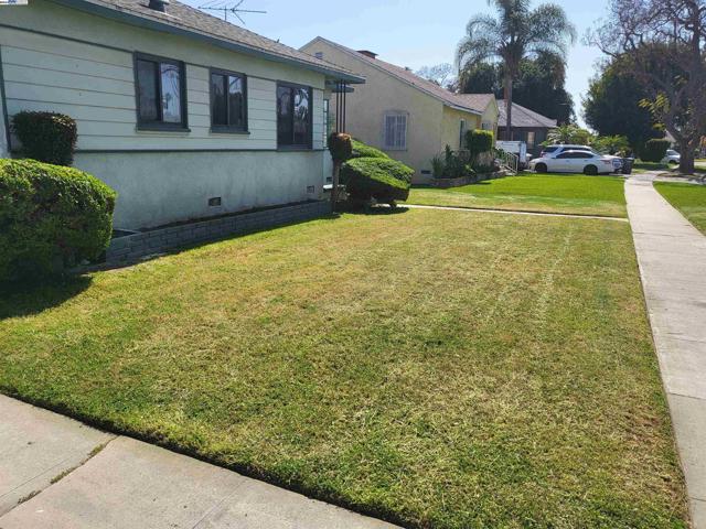 1812 Queensdale, Compton, California 90221, 4 Bedrooms Bedrooms, ,2 BathroomsBathrooms,Single Family Residence,For Sale,Queensdale,41059256