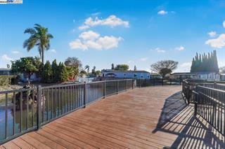 2151 Oakland Road, San Jose CA: https://media.crmls.org/mediaz/06522852-0913-428b-8b06-db29d1b4fc61.jpg
