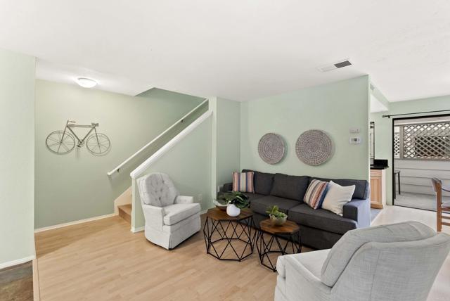4535 Chateau Drive, San Diego CA: https://media.crmls.org/mediaz/0652649d-1485-4523-a4bc-d84a50de8d68.jpg