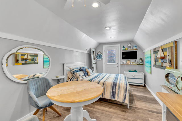 53125 Overlook Drive, Idyllwild CA: https://media.crmls.org/mediaz/065380aa-063c-4094-bc22-e059d4ad57d2.jpg