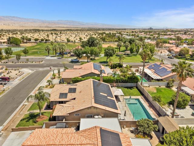 69867 Kent Place, Cathedral City CA: https://media.crmls.org/mediaz/0654b70b-98eb-415e-8194-ef429af6acb7.jpg