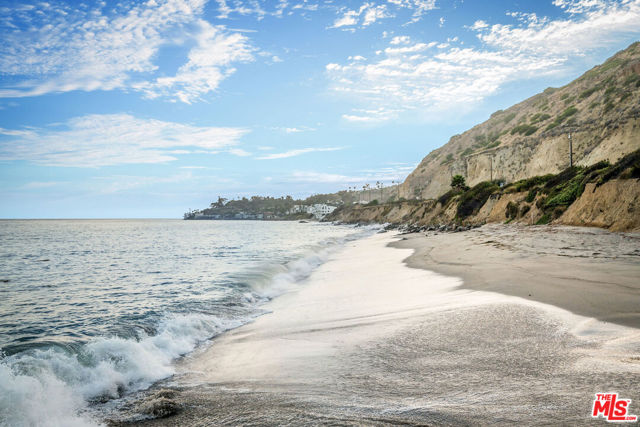 Drew Fenton | 26170 Pacific Coast Highway Malibu CA | MLS: 7451432 Drew Fenton | 26170 Pacific Coast Highway Malibu CA | MLS: 7451432