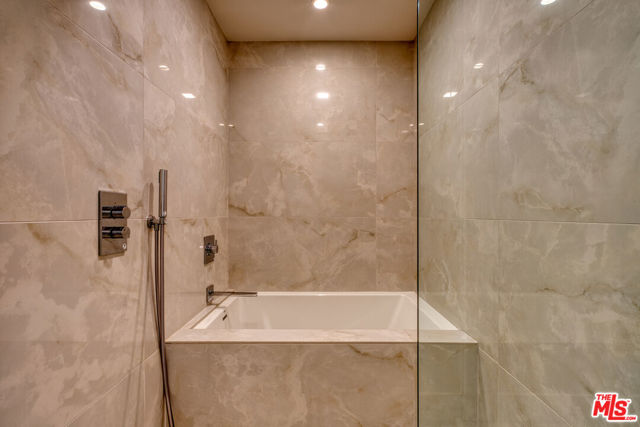 411 S Hamel Road, Los Angeles CA: https://media.crmls.org/mediaz/0655ba14-b621-43ac-bb25-3389f346febc.jpg