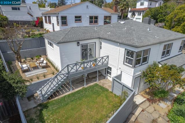 3432 Simmons St, Oakland, California 94619, 3 Bedrooms Bedrooms, ,2 BathroomsBathrooms,Single Family Residence,For Sale,Simmons St,41053525