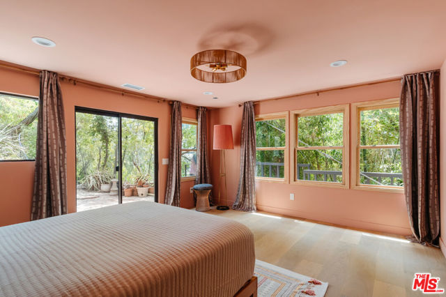 12220 Benmore Terrace, Los Angeles CA: https://media.crmls.org/mediaz/06562d62-9746-43c8-9b9d-49bd73fa7cbf.jpg