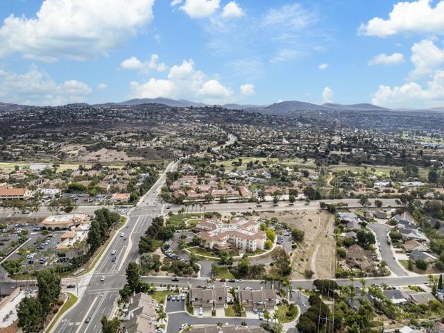 Detail Gallery Image 37 of 45 For 7012 Goldenrod Way, Carlsbad,  CA 92011 - 3 Beds | 2/1 Baths