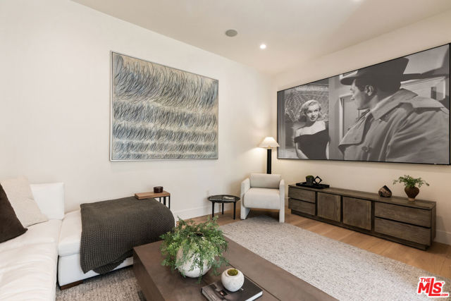 Drew Fenton | 1185 Mcclellan Drive Los Angeles CA | MLS: 7420887