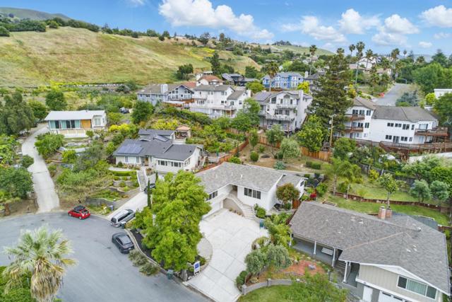 14906 Reynaud Drive, San Jose CA: https://media.crmls.org/mediaz/065799ce-e54e-4a02-a9a5-4b4b71661a89.jpg