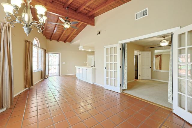 Detail Gallery Image 17 of 62 For 4350 68th Street, La Mesa,  CA 91942 - 3 Beds | 2 Baths