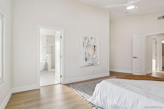 664 Crescent Dr, Chula Vista CA: https://media.crmls.org/mediaz/065afbaa-5d1f-45d2-ab95-5550d3ee4522.jpg