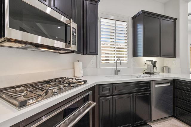 80813 Calle Azul, La Quinta CA: https://media.crmls.org/mediaz/065b2ea0-8b0c-47ac-94ed-ccdd999f4fc2.jpg