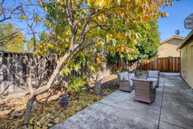 489 Hassinger Road, San Jose CA: https://media.crmls.org/mediaz/065b9125-f463-40d1-970d-9364b4dcc42b.jpg