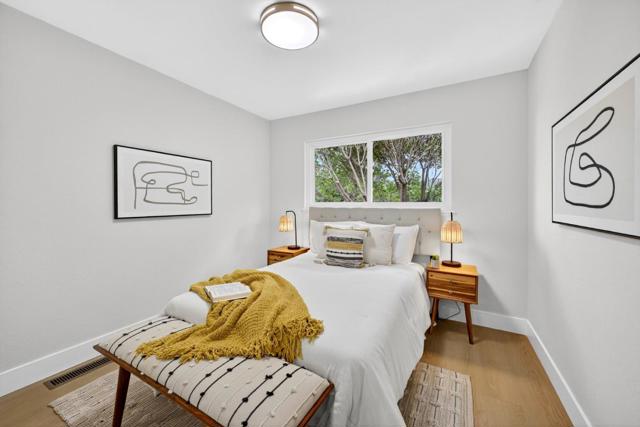 1124 Mason Drive, Pacifica CA: https://media.crmls.org/mediaz/065ba2f4-cd52-4e70-a3de-7def05025fe4.jpg