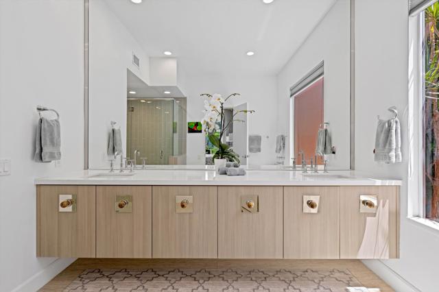 47432 Medina W Drive, Palm Desert CA: https://media.crmls.org/mediaz/065c5b58-38a1-4cd7-8d82-5f512b25566c.jpg