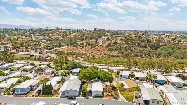 2003 Bayview Heights Dr, San Diego CA: https://media.crmls.org/mediaz/065c8cc8-57c8-488e-85e0-26b1bbf88162.jpg