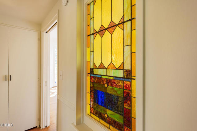 Detail Gallery Image 8 of 31 For 212 Foothill Rd, Ojai,  CA 93023 - 2 Beds | 2 Baths