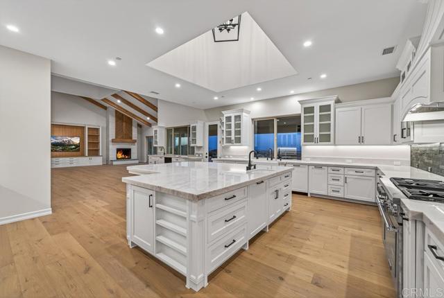 3066 Via Montevina, Fallbrook CA: https://media.crmls.org/mediaz/0660180e-3ff9-44d3-959f-822f68530a11.jpg