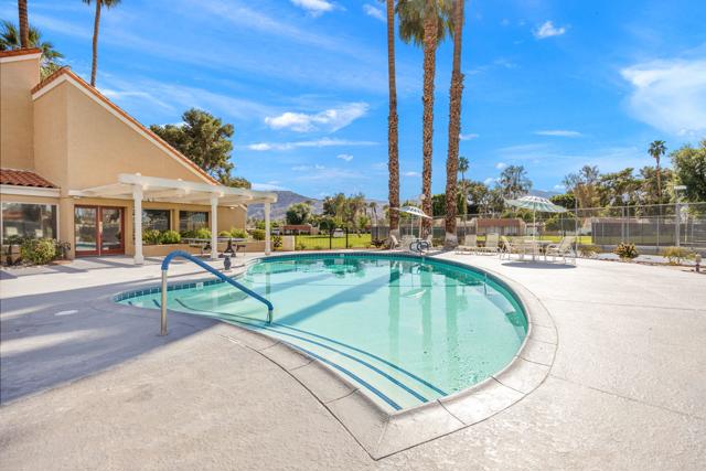 69738 Campana Court, Rancho Mirage CA: https://media.crmls.org/mediaz/06602301-641f-4103-9bb1-0f226d384b1b.jpg