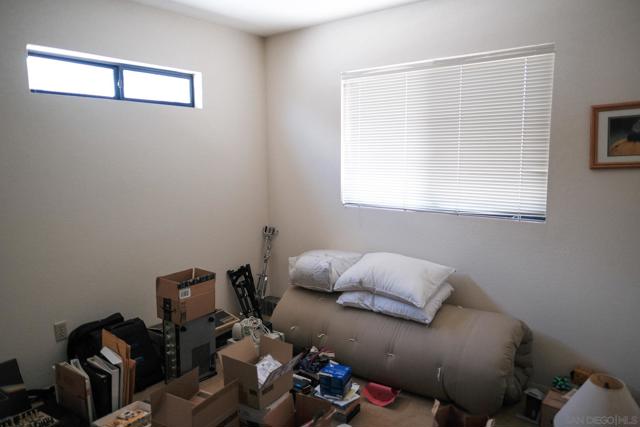 4757 Kensington Dr, San Diego CA: https://media.crmls.org/mediaz/06608249-7e13-4483-9629-fde2c462a5e8.jpg
